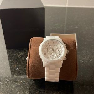 MICHAEL KORS pearly white watch